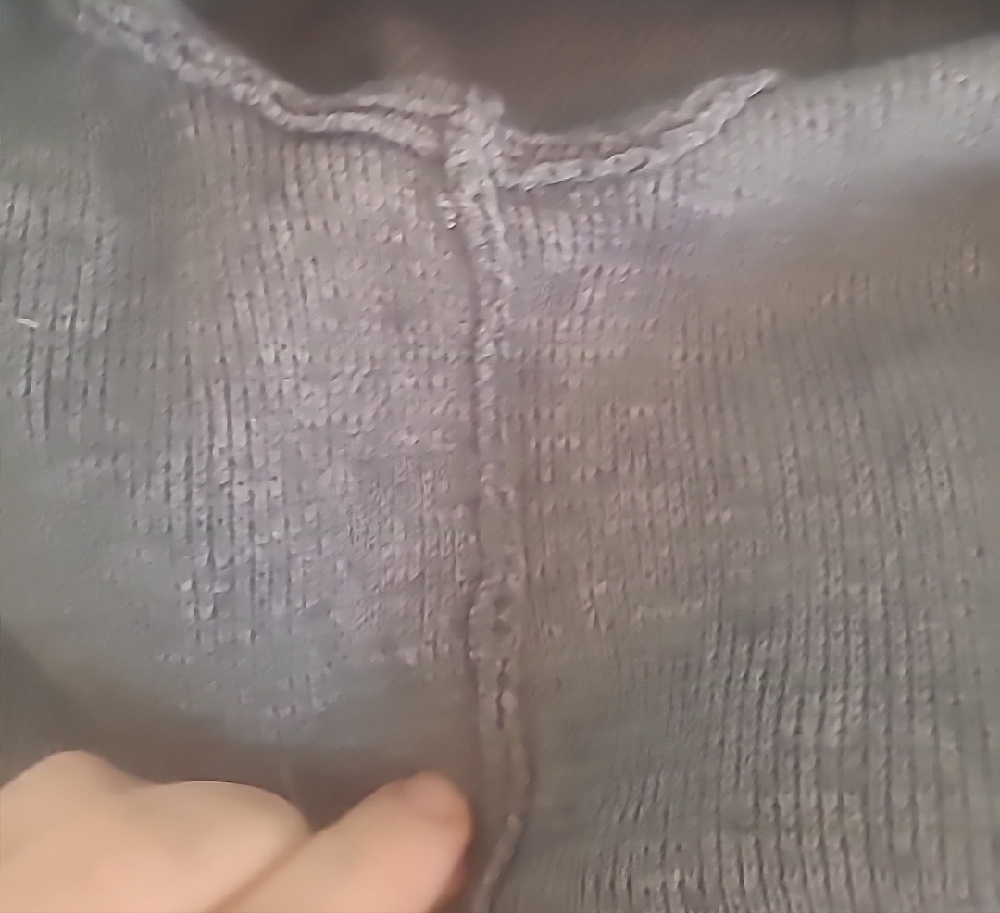 Cropped Cardigan - Picture 8 of 9
